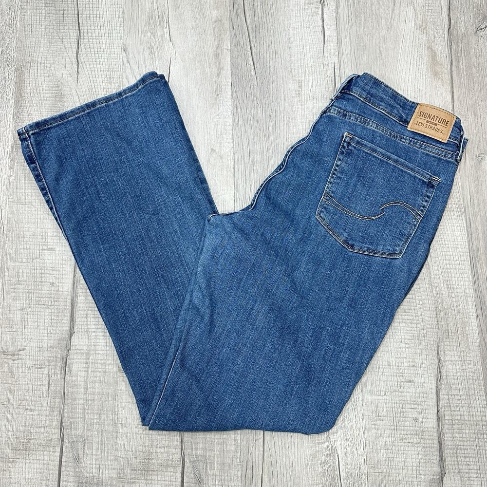 Levi's Strauss Bootcut Jeans Womens 32x34 Blue Mid Rise Medium Denim Cowgirl